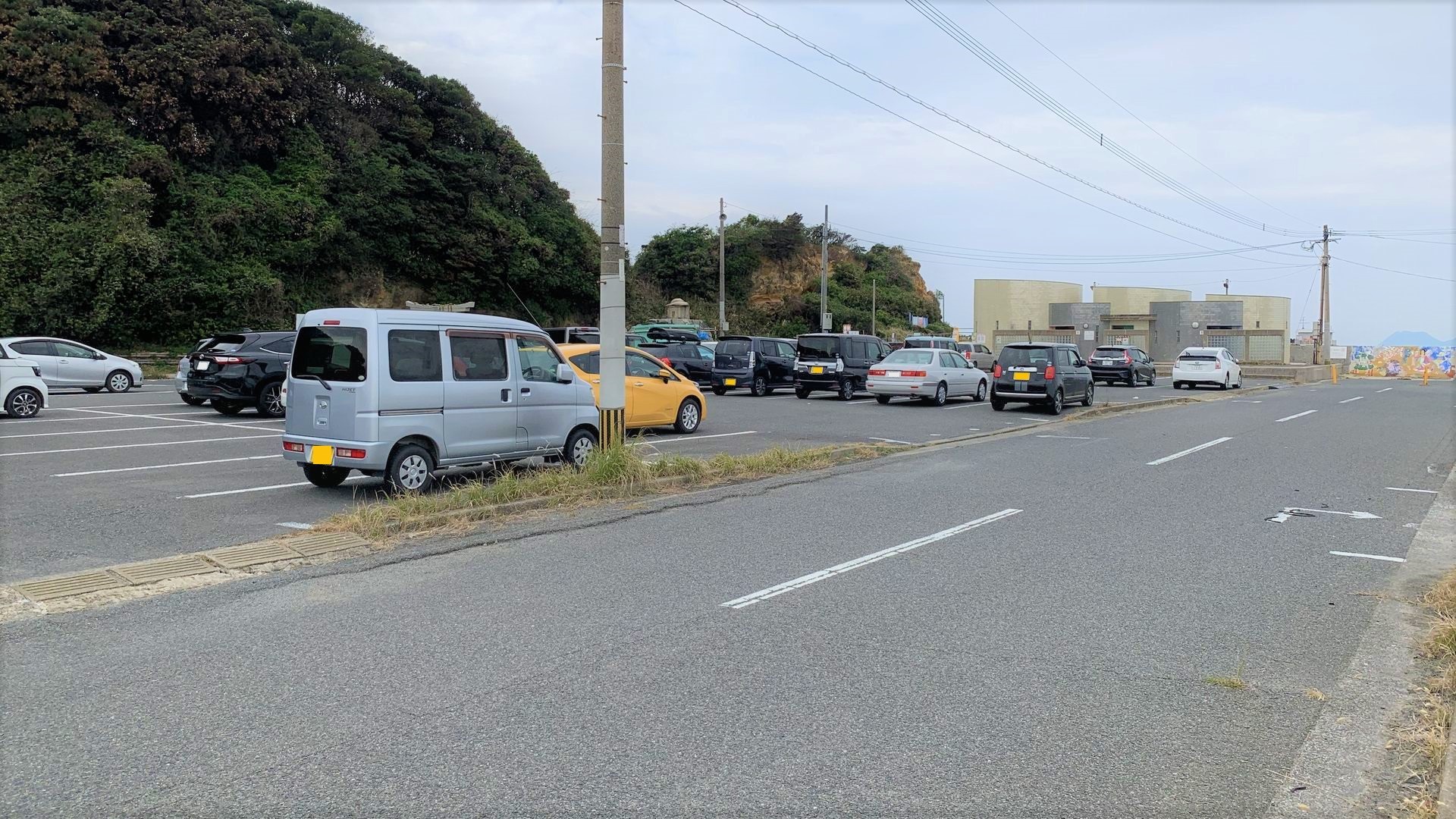 脇田海釣り桟橋の駐車場