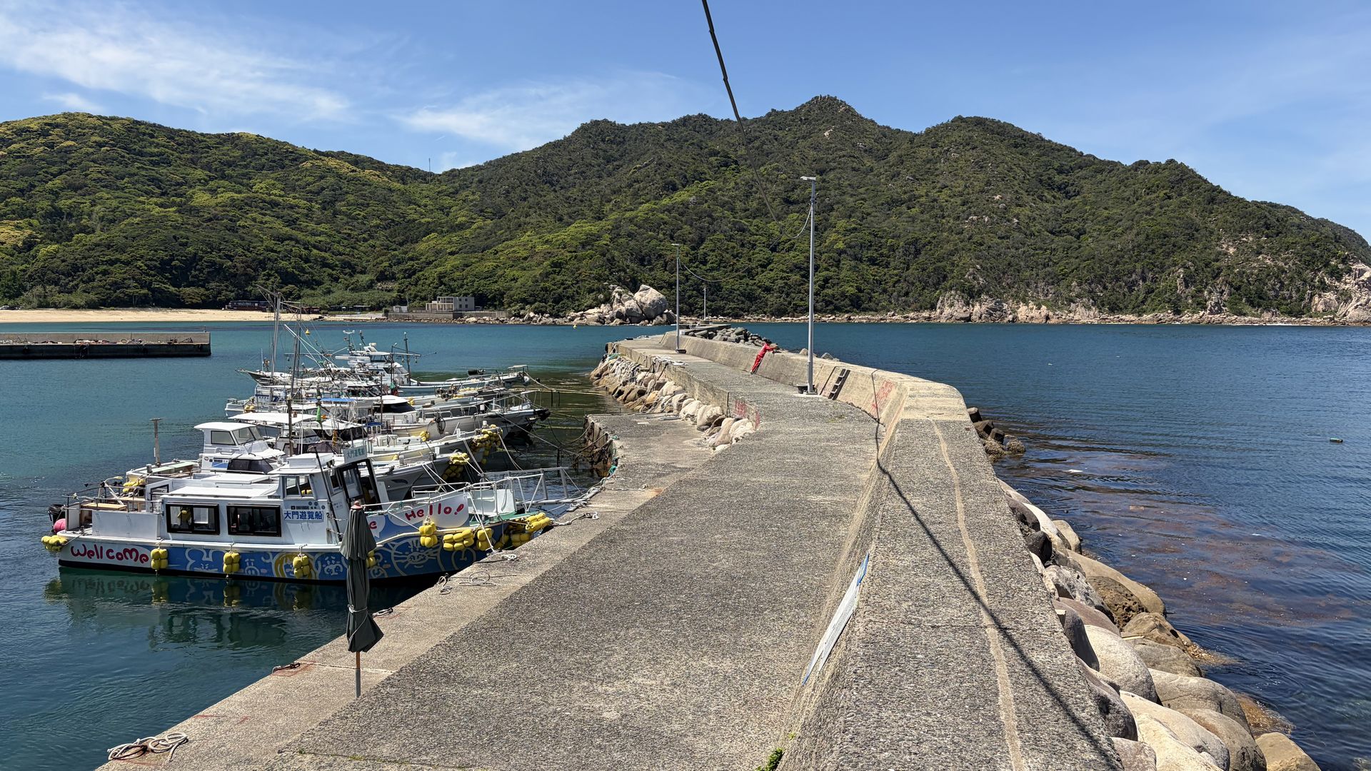 芥屋漁港 全景